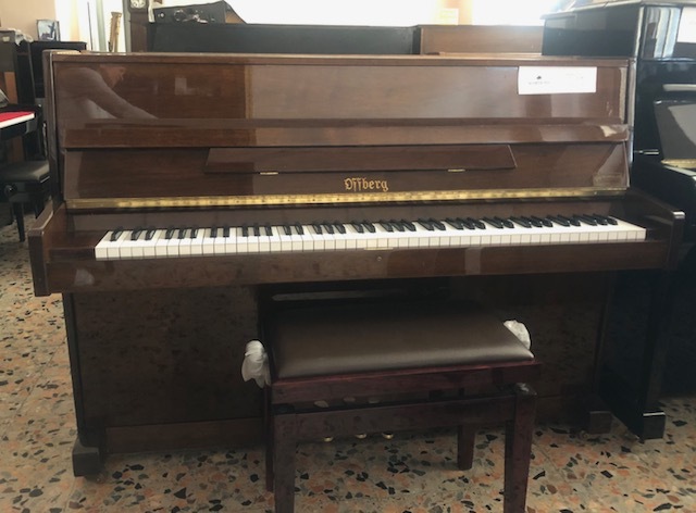 Pianoforte Offberg 105 usato
