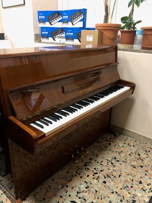 Pianoforte Weinbach noce lucido usato