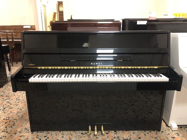 Pianoforte Kawai  CE 8N