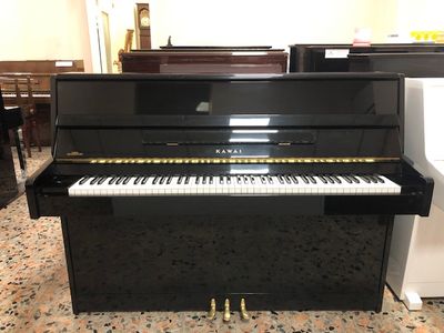 Pianoforte Kawai  CE 8N