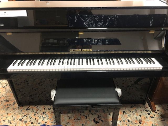 Pianoforte Hermann 112 Usato