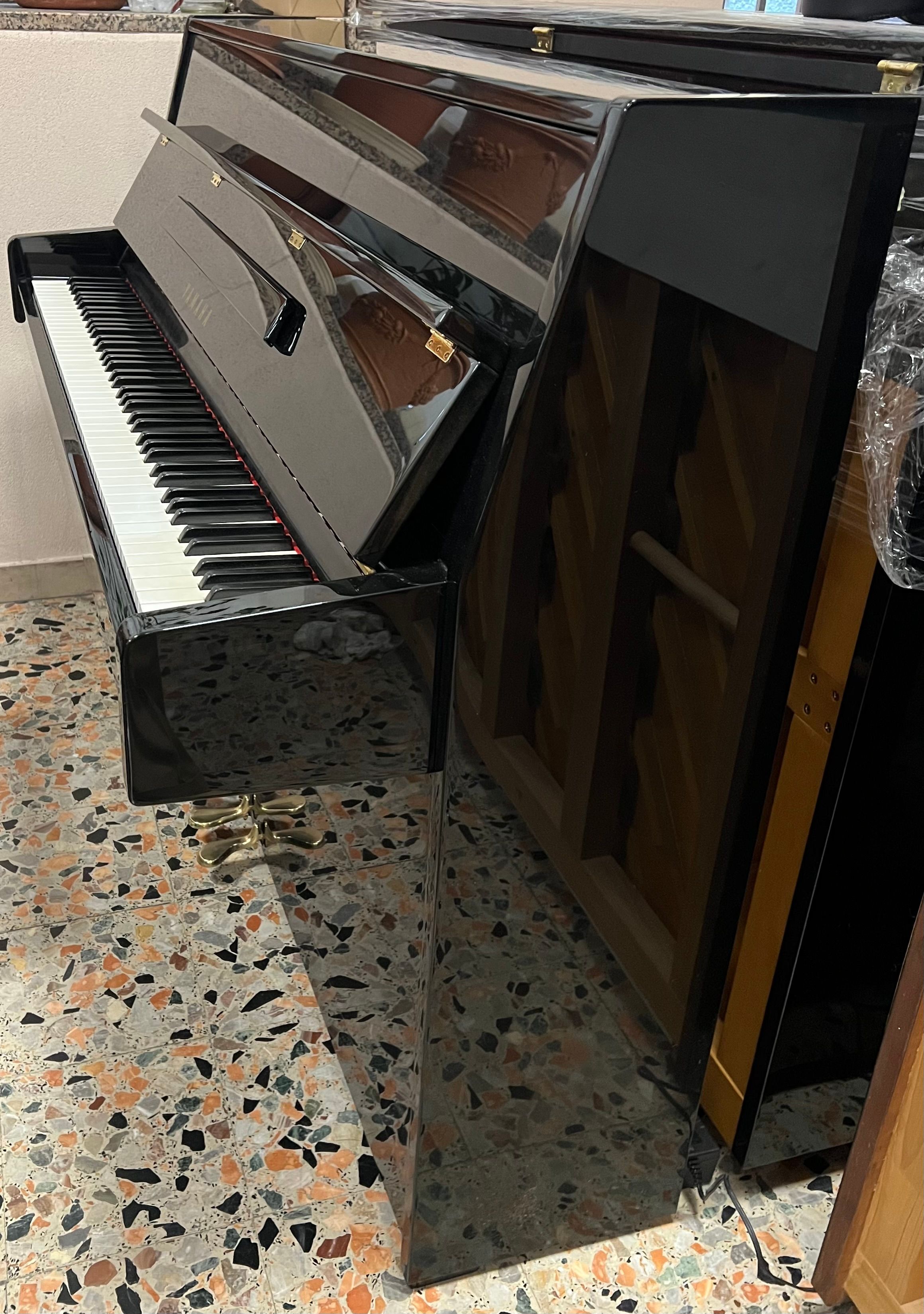 Pianoforte Yamaha C110 occasione