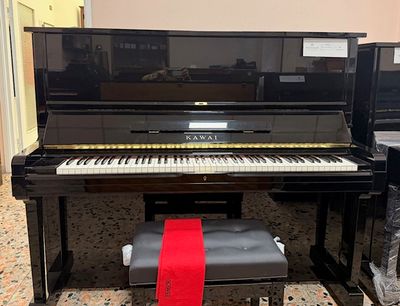 Pianoforte Kawai  CS40A