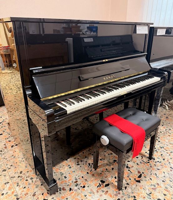 Pianoforte Kawai  CS40A