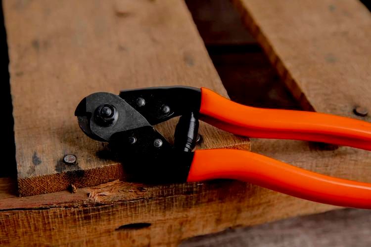 TRAKTIQ PINCES COUPE COLLETS