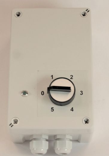 IA8542 ​5-step switch 3.5A (TLR 135-B) IA8542 ​5-step switch 3.5A (TLR 135-B)