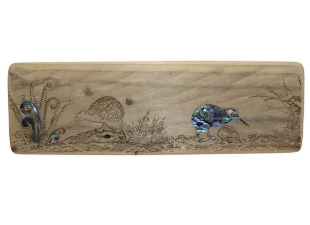 Recyle wood plaque with Paua