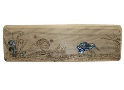Recyle wood plaque with Paua