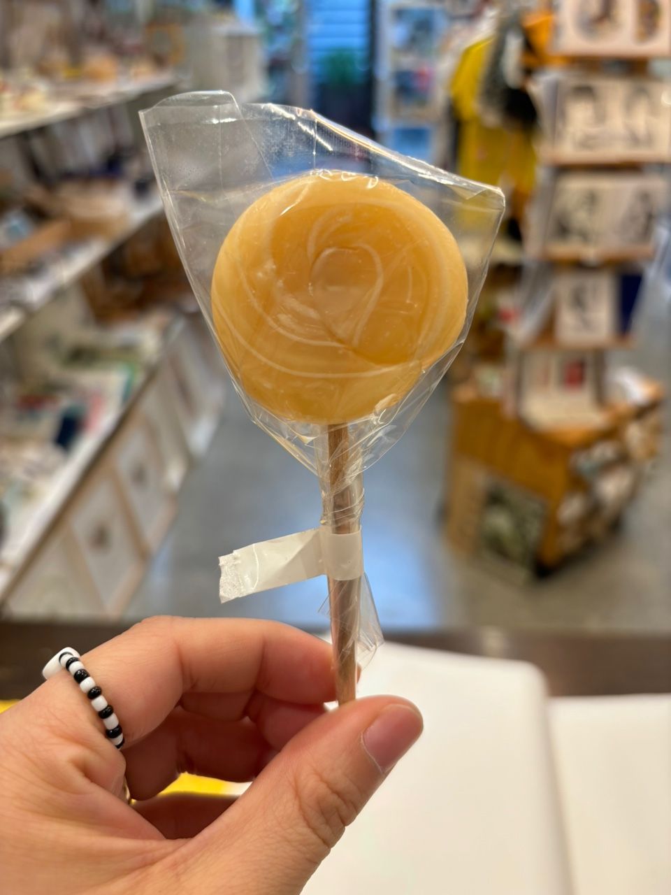 Manuka Honey Lolly