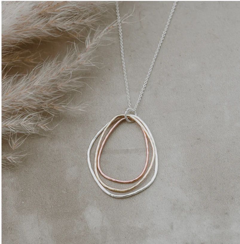 Noa Necklace