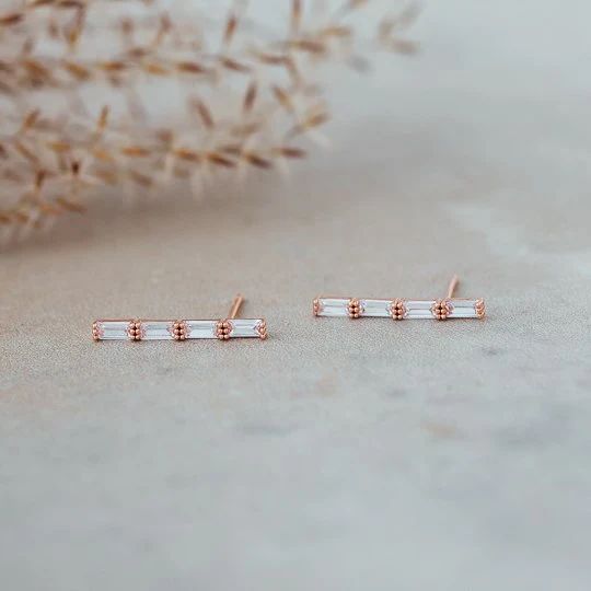 Poise Studs