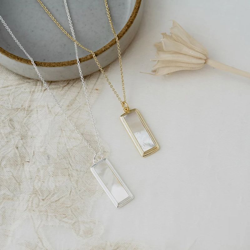 Serephina Necklace Mother of Pearl