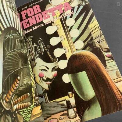 Alan Moore/David Lloyd《V 怪客》(V for Vendetta/V 煞,台灣中文版漫畫)