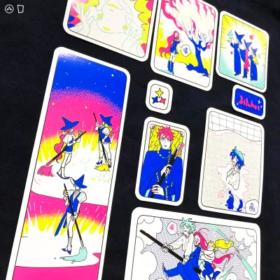 KIU「3itches 三魔女」螢光貼紙系列