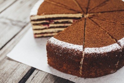 Торт Медовик  шоколадный ( 1400гр целый)