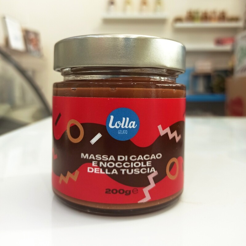 Massa di cacao e Nocciole della Tuscia