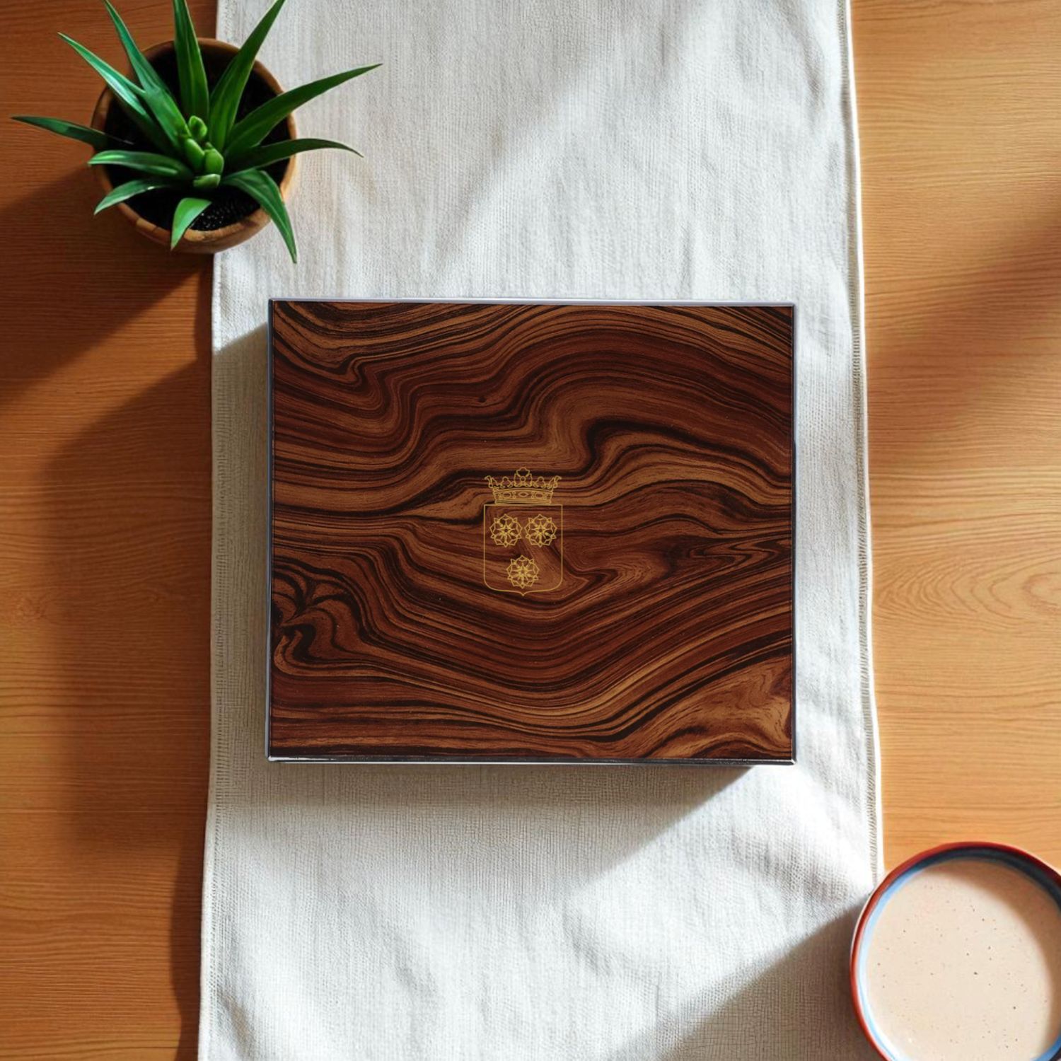 Boîte en bois aspect vintage, haute gamme