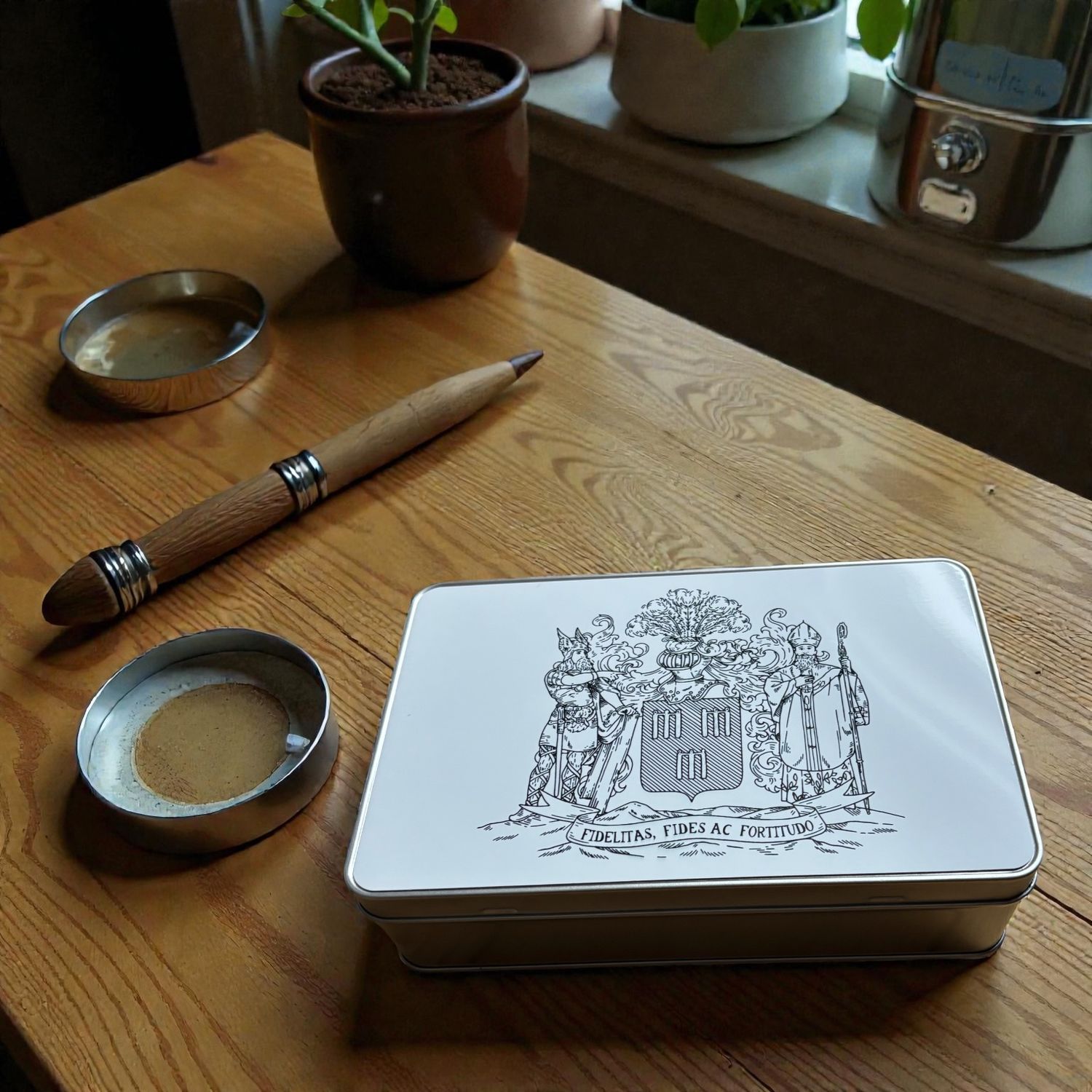 Boîte en métal avec impression