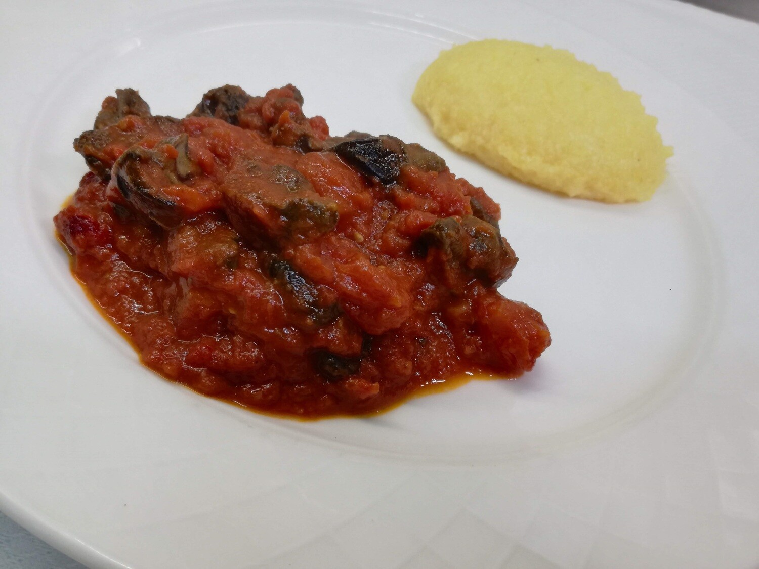 Lumache pomodoro e peperoncino