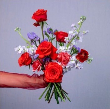 Small Romantic Bouquet