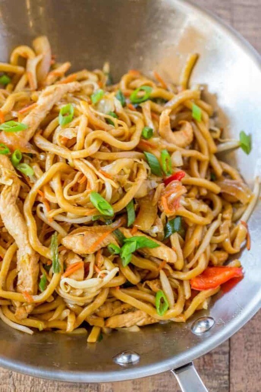 Pad Mee Chicken (egg noodle)