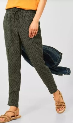 Casual Fit Trousers