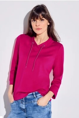 3/4 Sleeve Top with V Neck