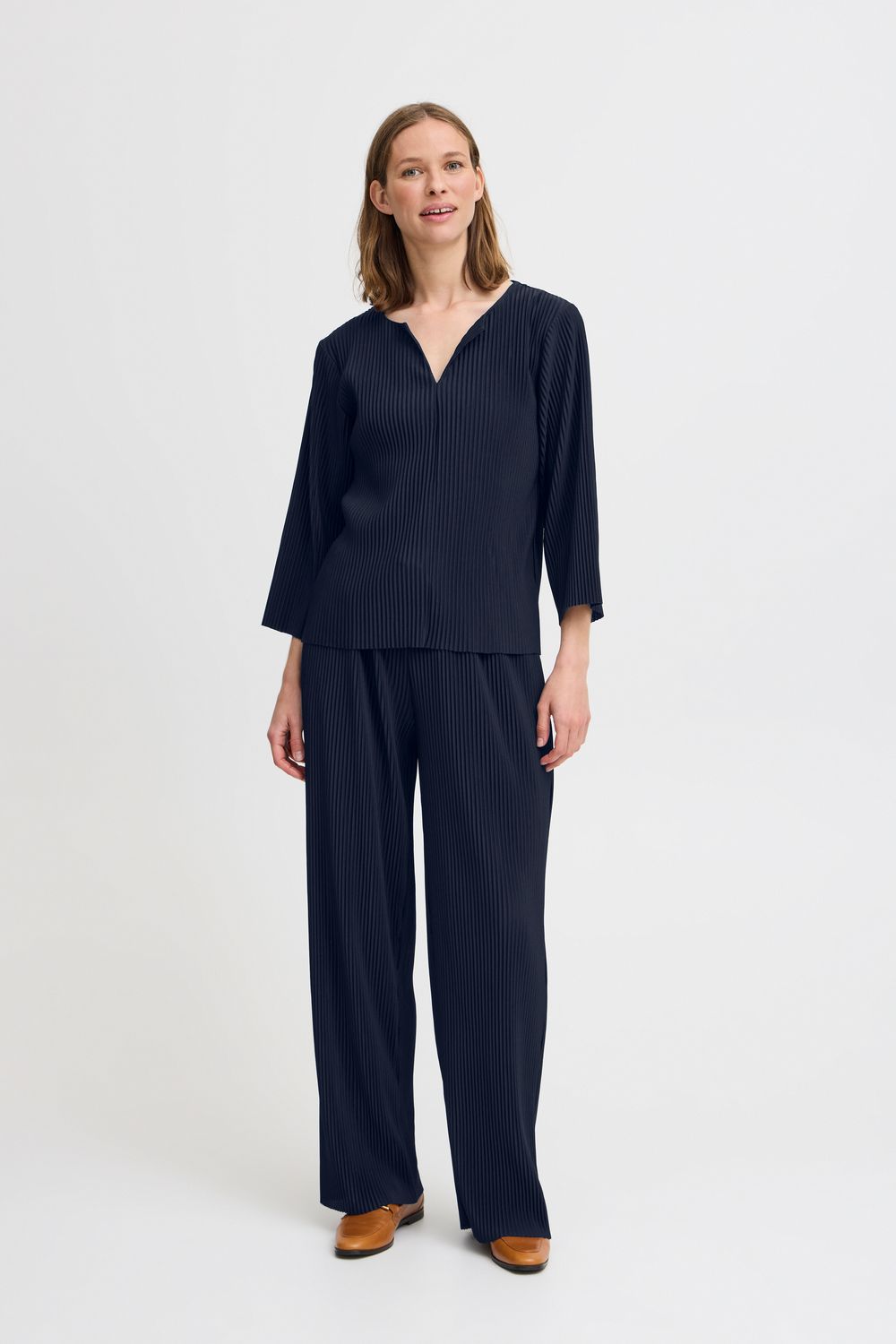 Soft Pleat Top in Navy