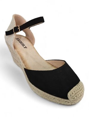Espadrilles in Black