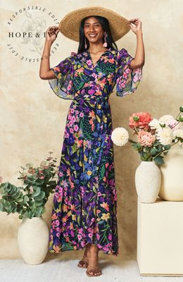 Navy Bouquet by Hope &amp; Ivy