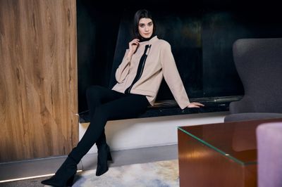 Size Zip Jacket