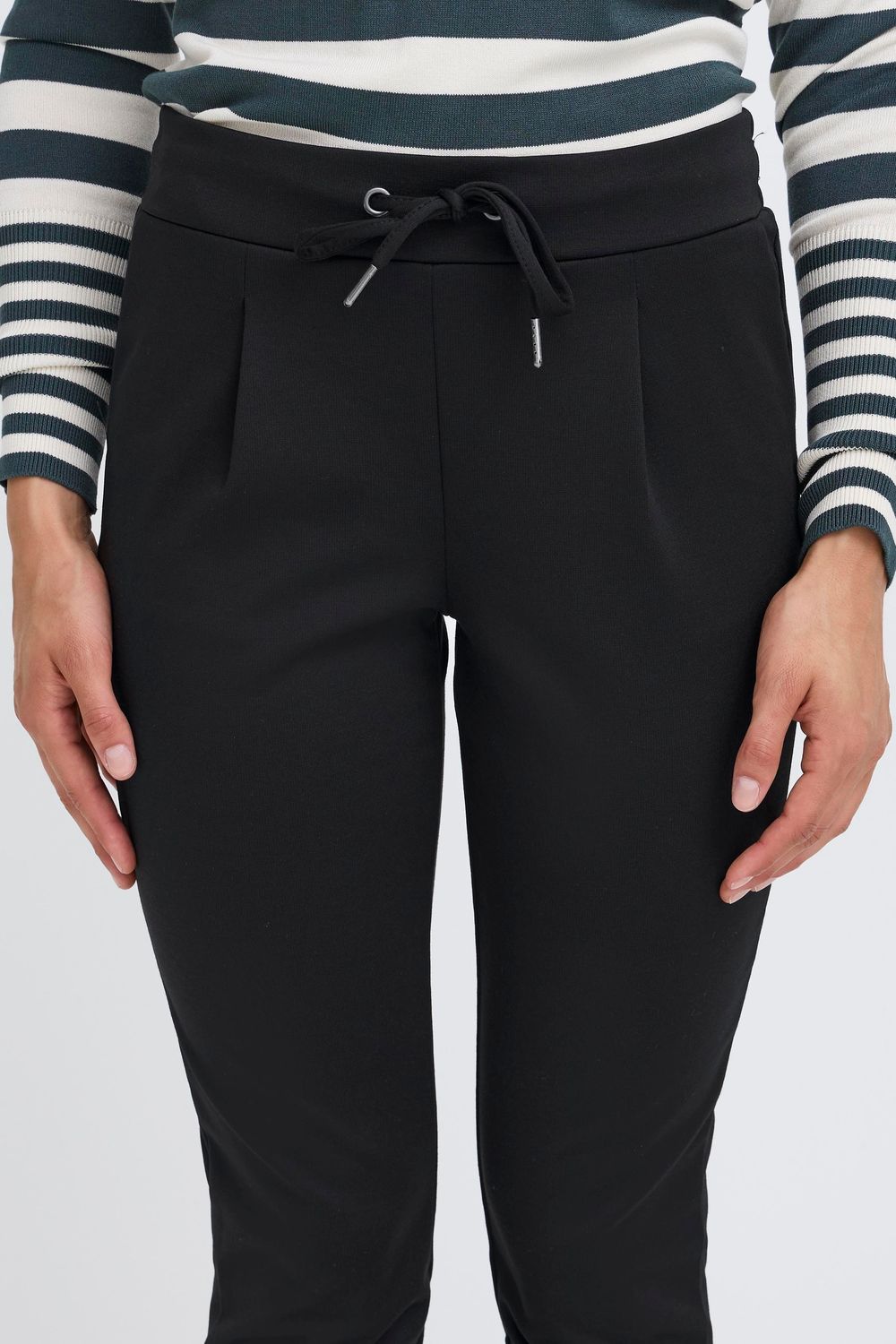 Slim Leg Trouser in Black