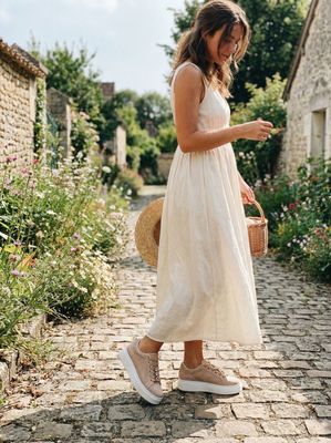Sand Sneaker in Beige
