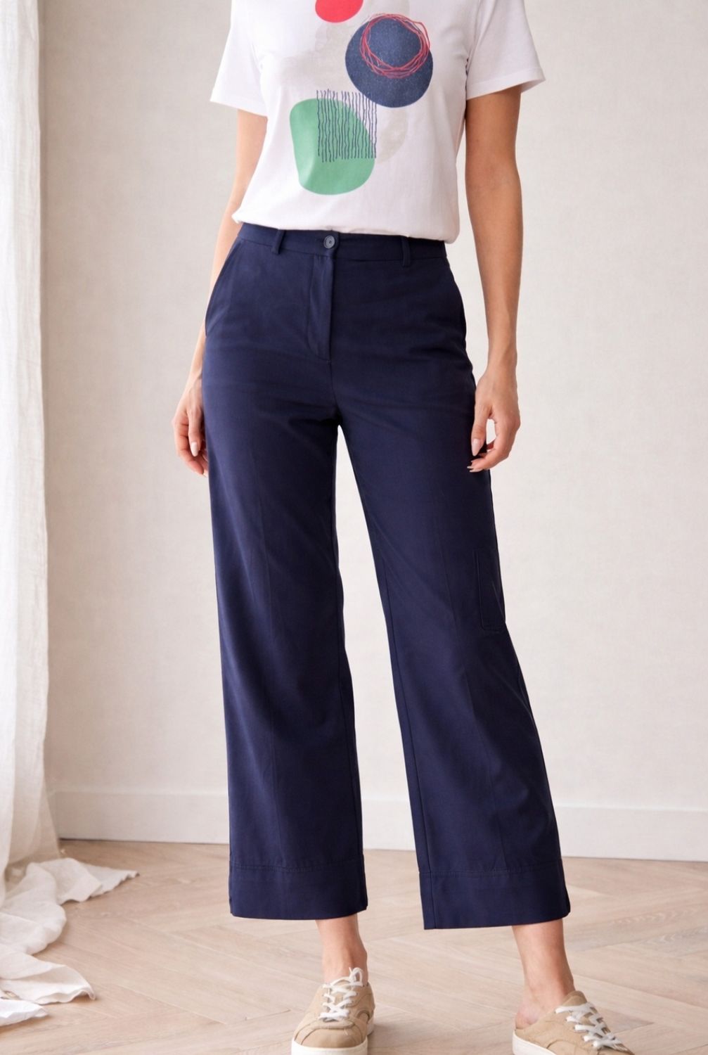 Crop Trousers by Peruzzi