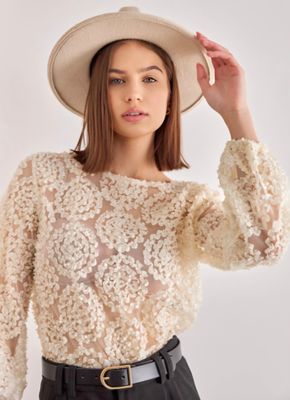 Rosette Top in Ecru