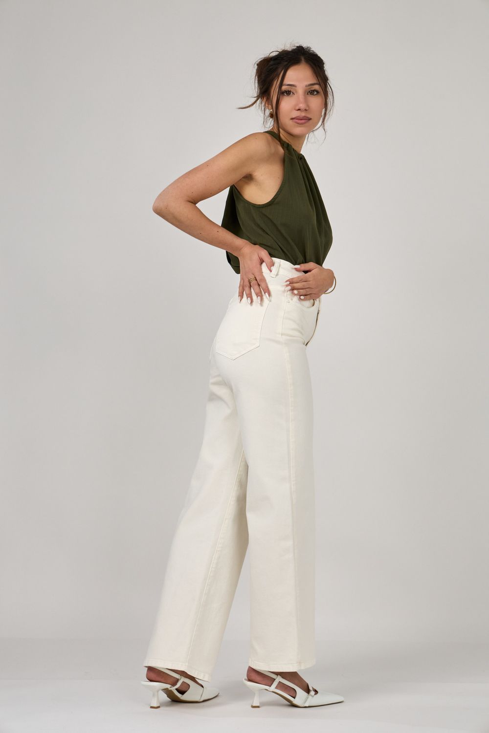 Slim Fit Wide Leg Jean in Cream
