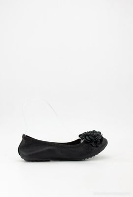 Ballerina Flats in Black