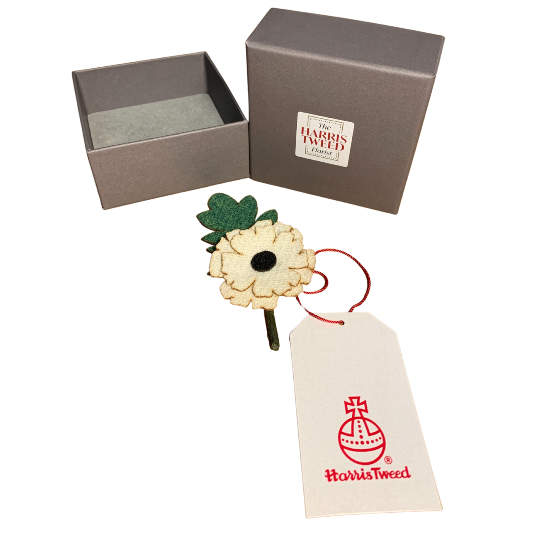 Harris Tweed® Flower Wearable - Poppy - White