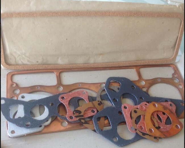 SET EMPACADURAS COMPLETO TRIUMPH TR2/TR3/TR4 AÑO 1952/67