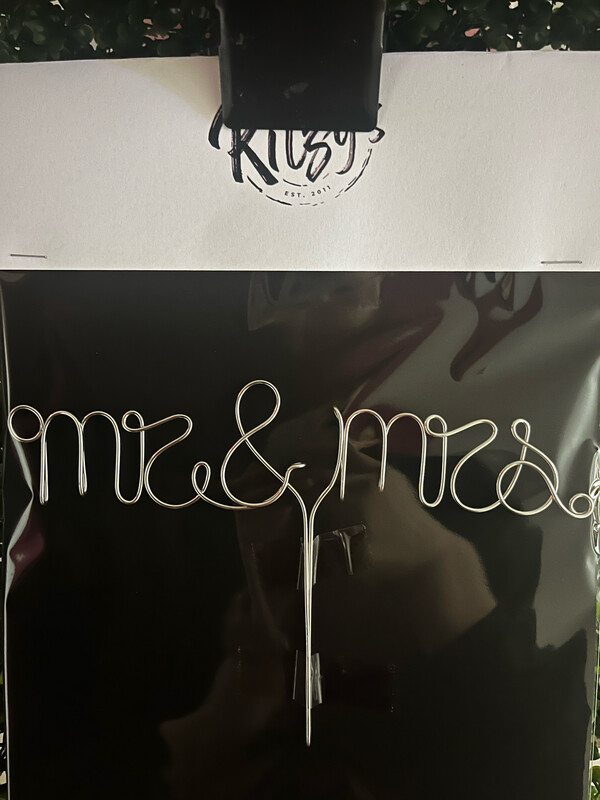 Wire Mr &Mrs Cake Toppers- Silver