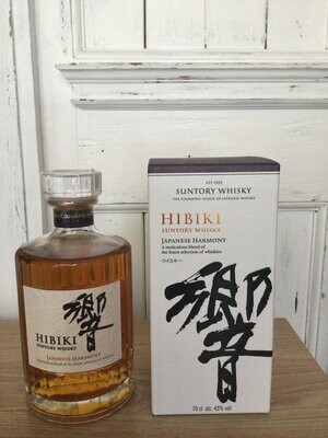 Hibiki Suntory whisky, Japanese Harmony, a meticulous blend of the finest selection of whiskies.