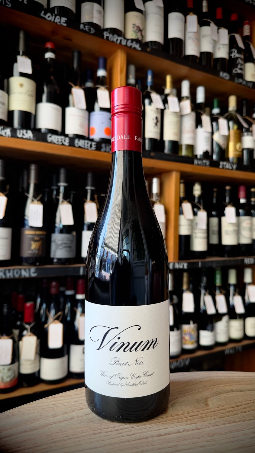 Vnum, Pinot Noir, South Africa, ABV 13.00%