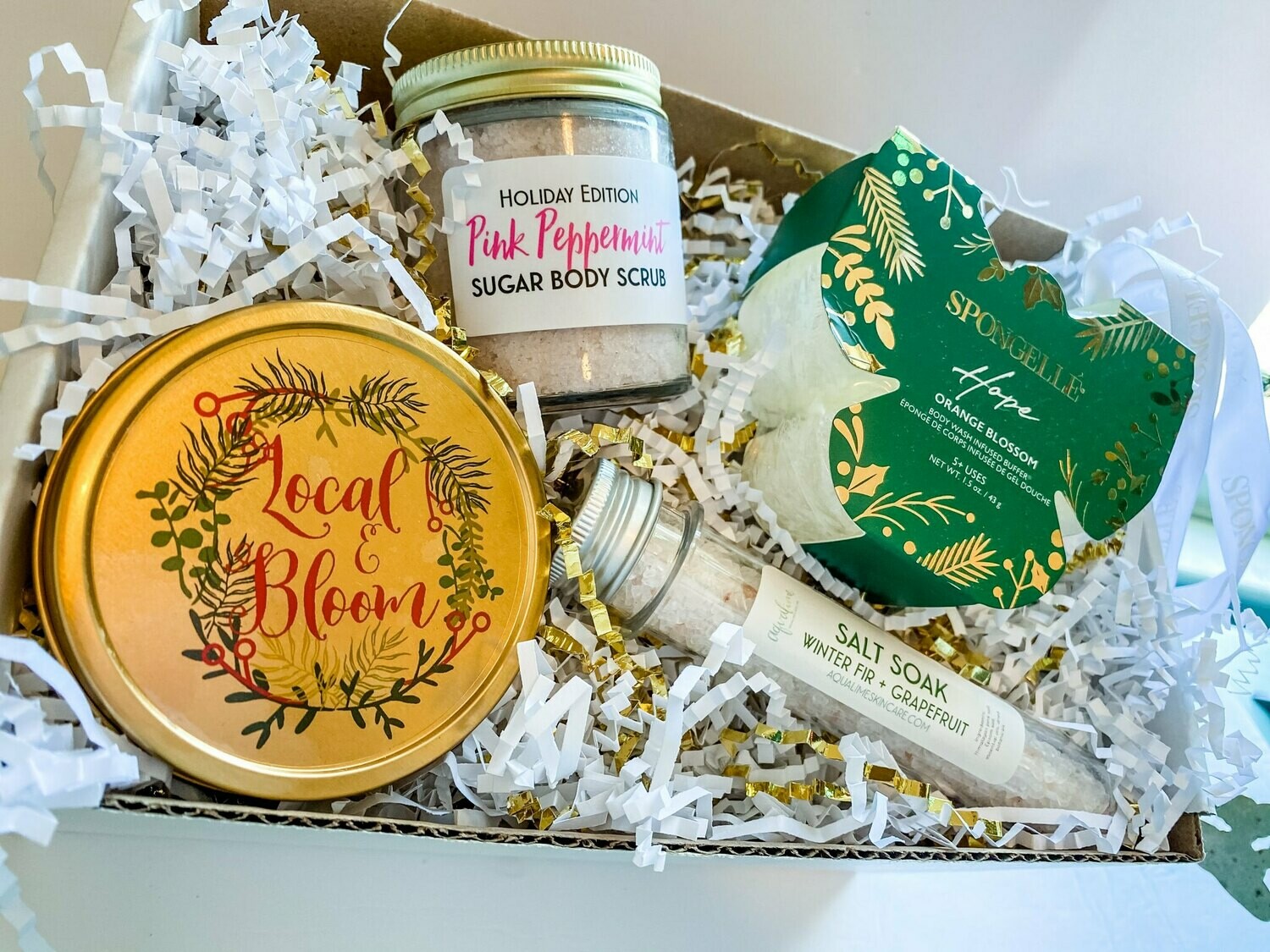 Holiday Bath & Candle Gift Set