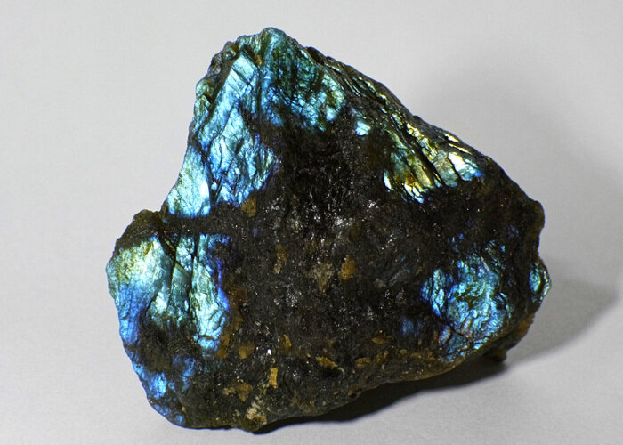 Labradorite - Rough