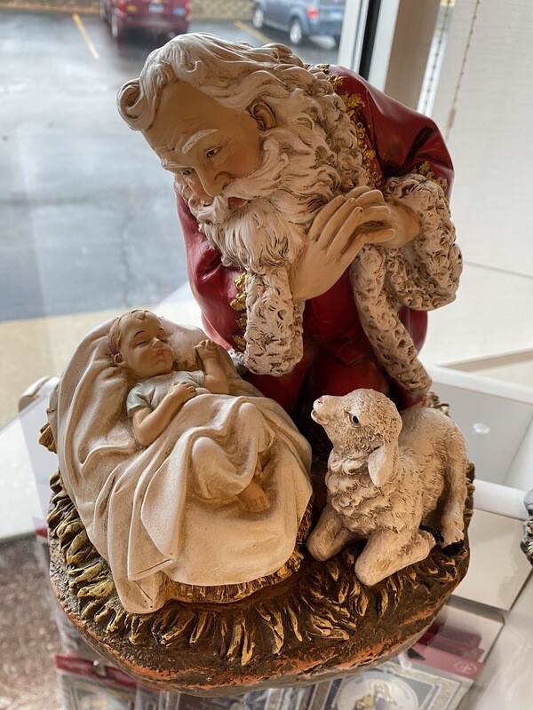 Large Kneeling Santa