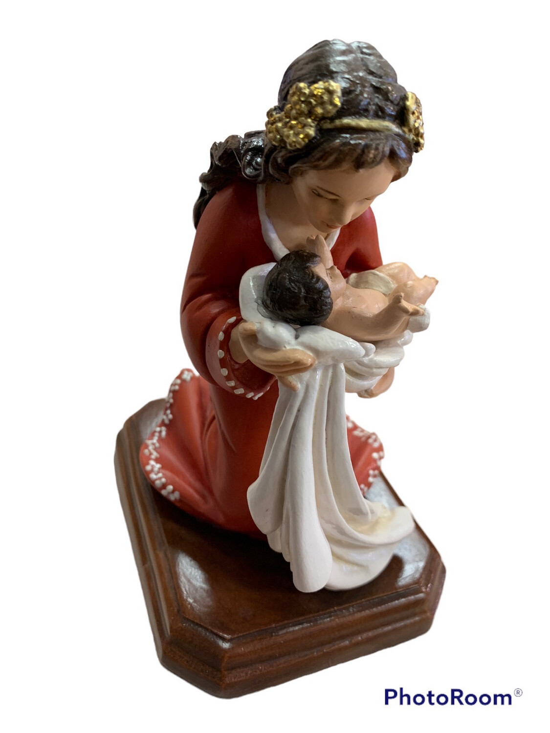 Presentation (kneeling) Statue