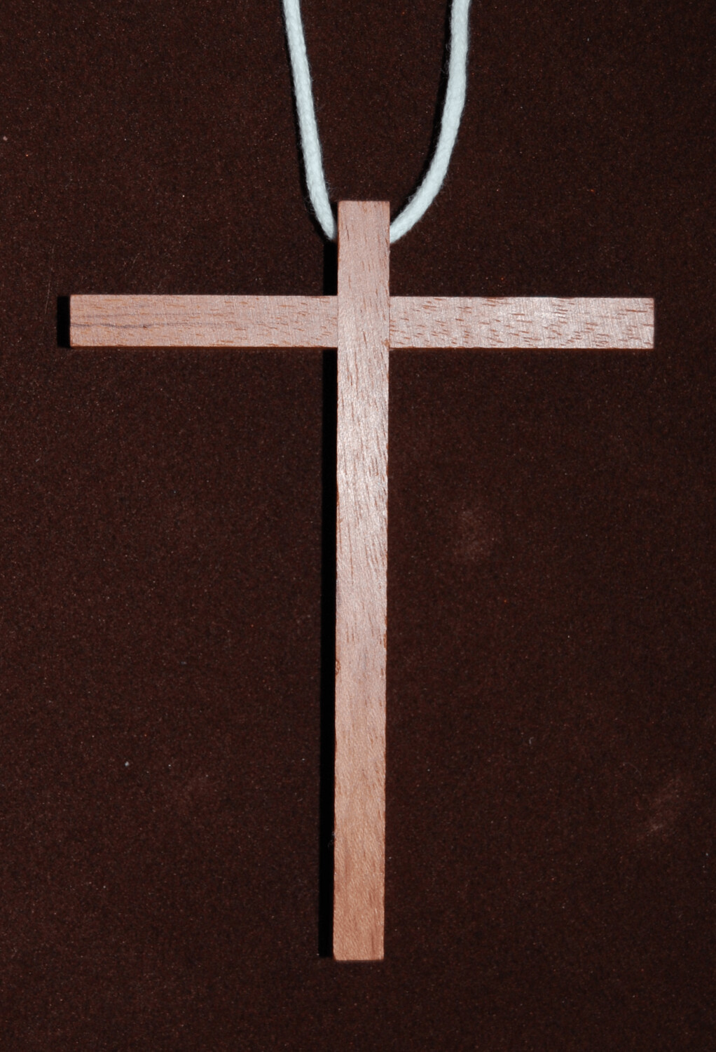 Croix d'aube en bois