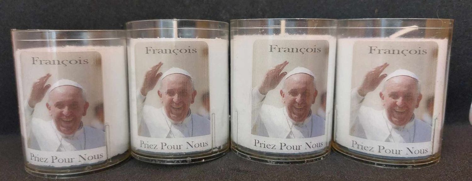 Lot de 4 votives Pape François