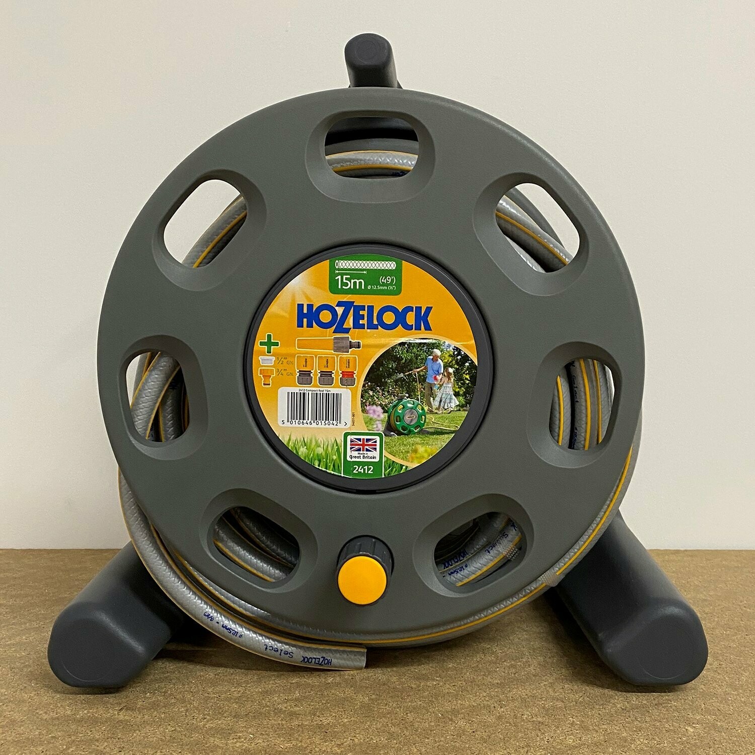 HOZELOCK 2412 Freestanding hose reel (up to 30m) with starter hose (15m)