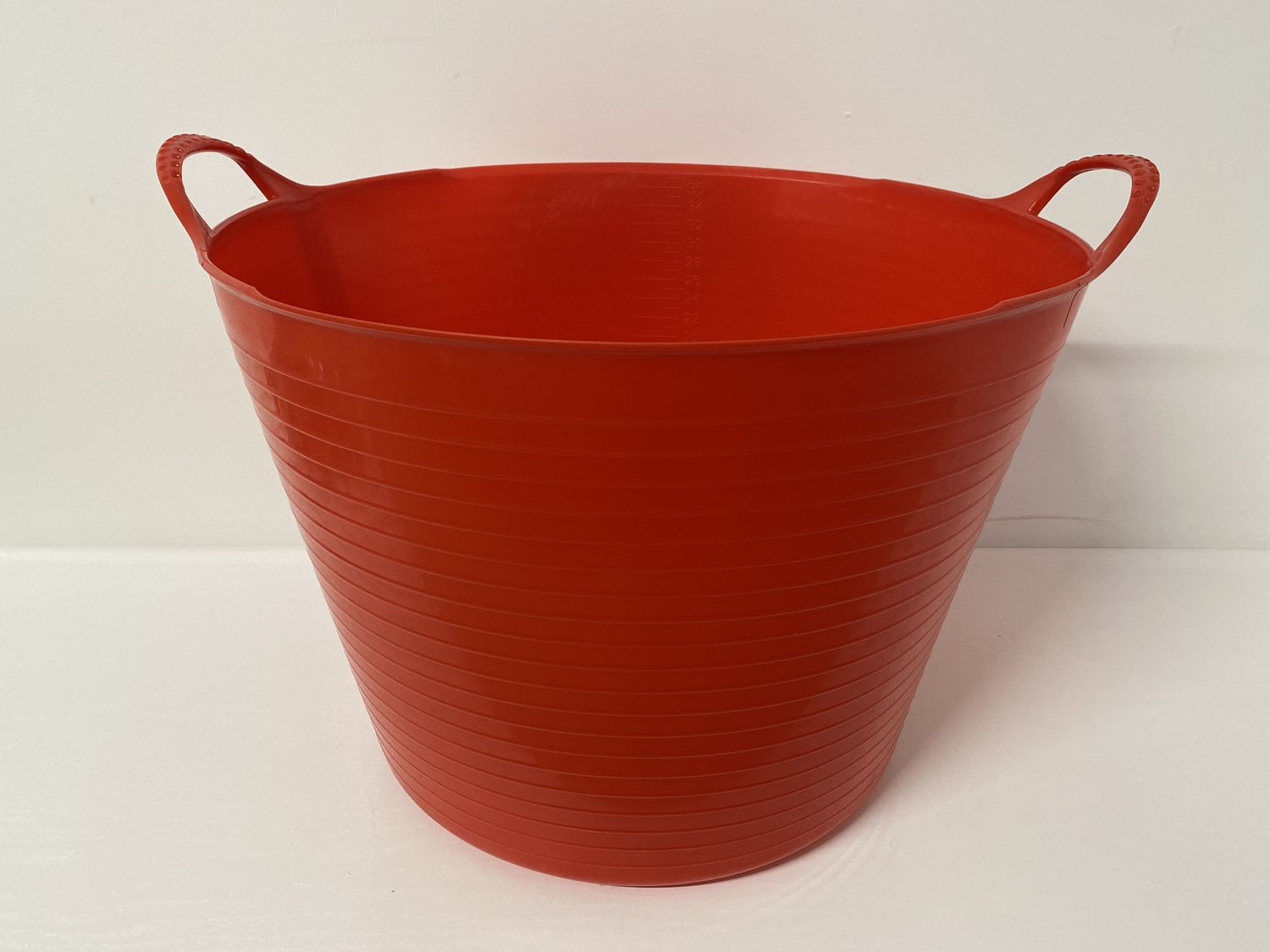 Gorilla Flexible Tub Large Red